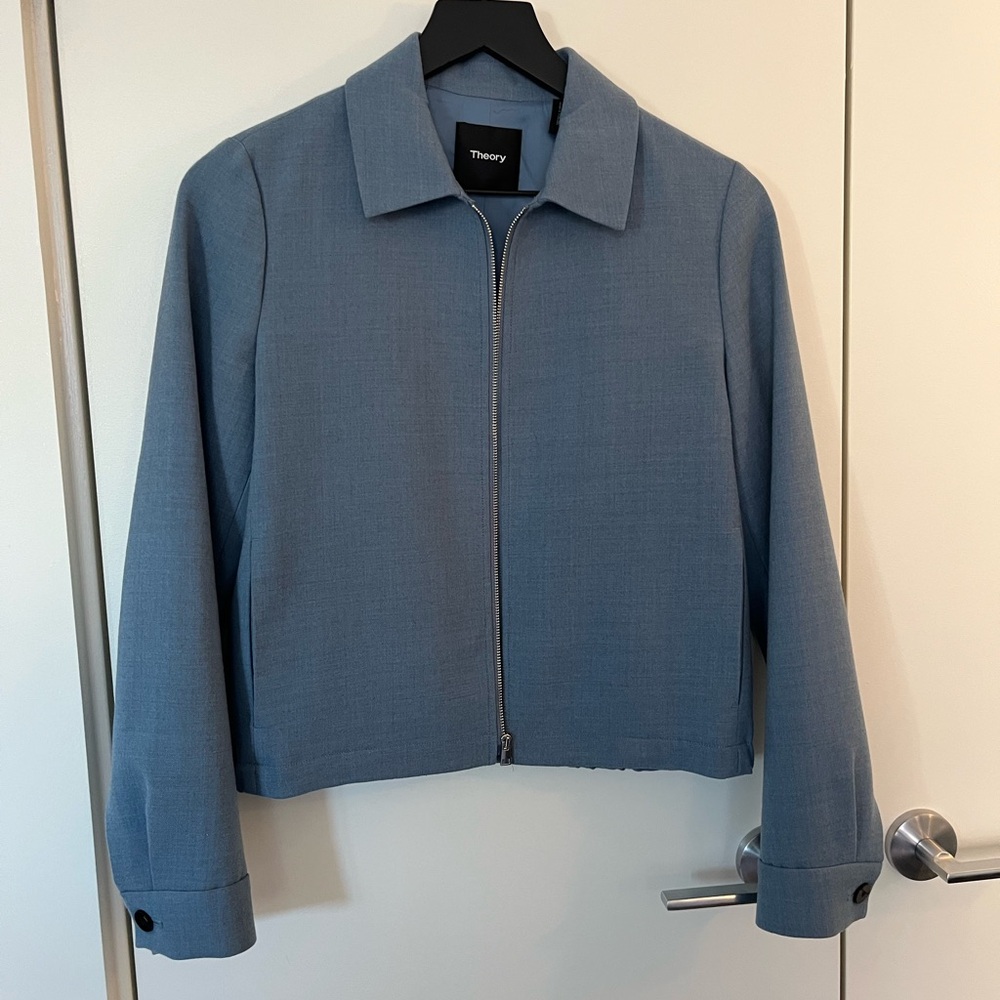 NWOT Theory Staple Bomber Size 2